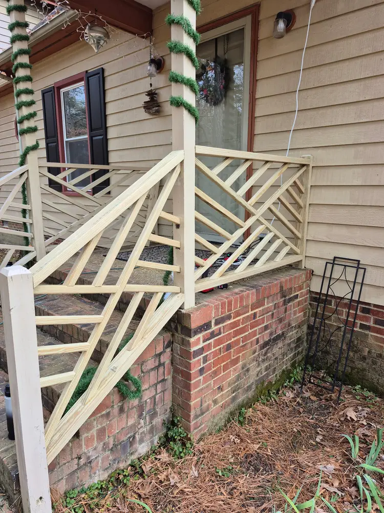 Finished chippendale porch railing and matching stair rail